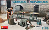 miniart german repairmen.jpg