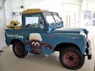 Shaun_the_Sheep's_Landrover_(51382380373).jpg
