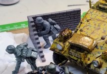 Diorama haftrak jan25 wall.jpg