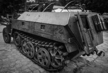 Click image for larger version  Name:	Panzerfarm.jpg Views:	0 Size:	198.2 KB ID:	1265609