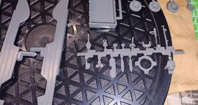 DUKw airfix orig kit dec24 (4).jpg