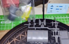 DUKw airfix orig kit dec24 (6).jpg