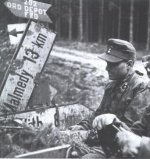 Click image for larger version  Name:	Either Obersturmführer Leidreiter or Goltz.jpg Views:	0 Size:	48.9 KB ID:	1266880