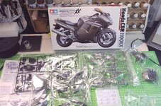 Honda Blackbird dec24 orig kit (3).jpg