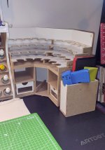 new paint stand 31dec24 (5).jpg