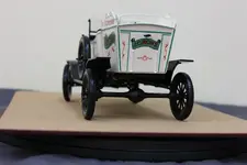 40398683_2147481322178985_1865443135765610496_o copy.webp 40398683_2147481322178985_1865443135765610496_o copy.webp