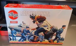 RAF Personnel airfix 1_72.webp